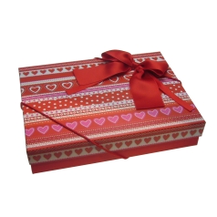 Artikelbild für Geschenkschachtel - Geschenkbox Herzen & Streifen